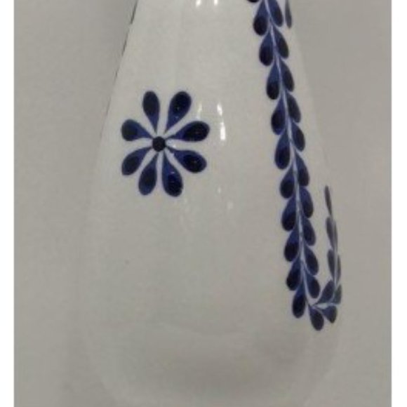 Clase Azul reposado tequila-Empty ceramic bottle. 1 Bottle - Picture 5 of 7